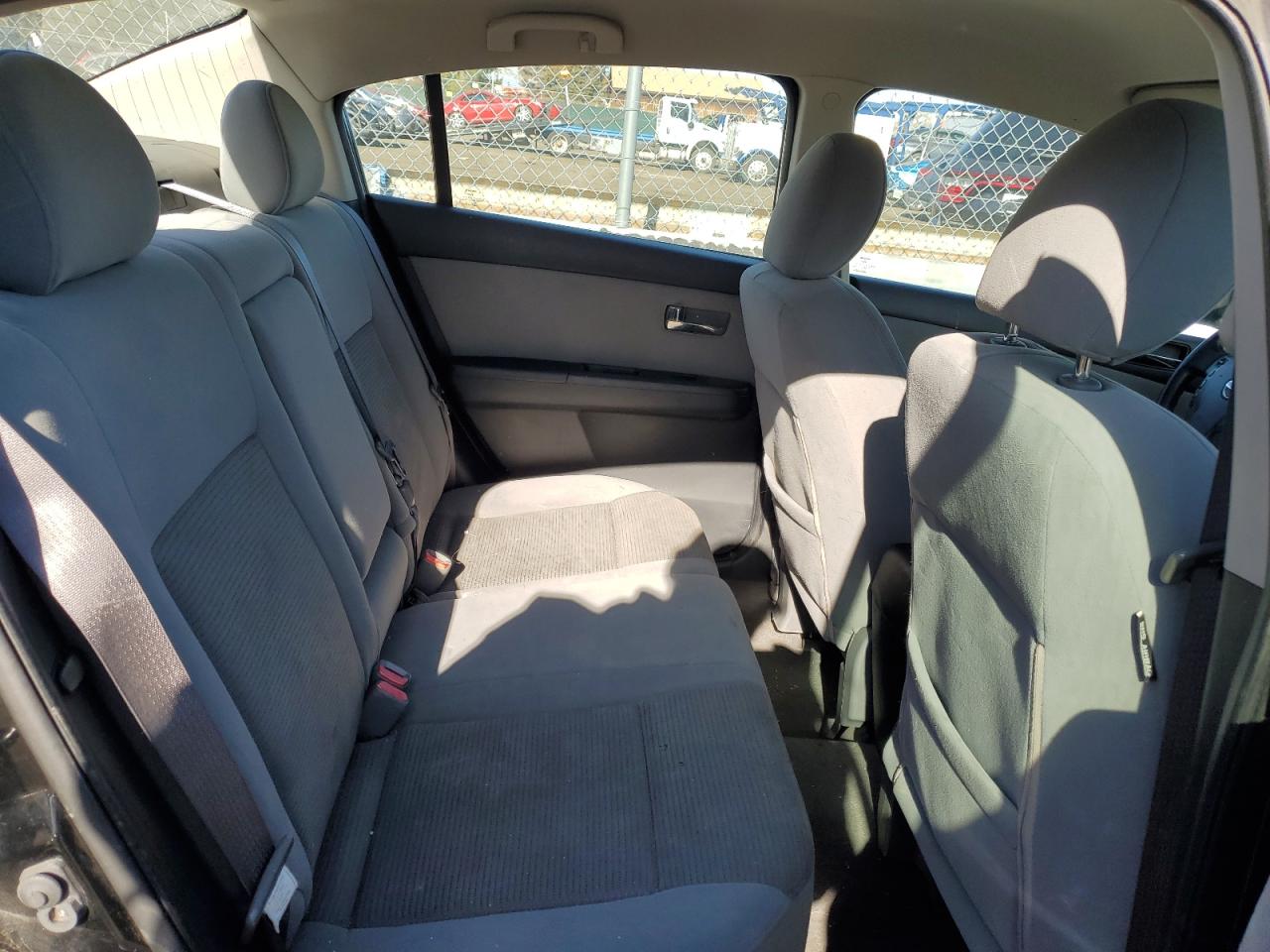 3N1AB6AP9AL658582 2010 Nissan Sentra 2.0