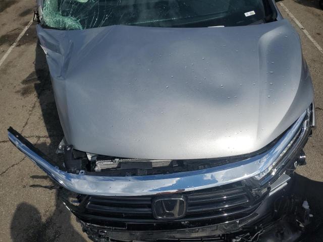 5FNRL6H92RB015893 Honda Odyssey EL 11