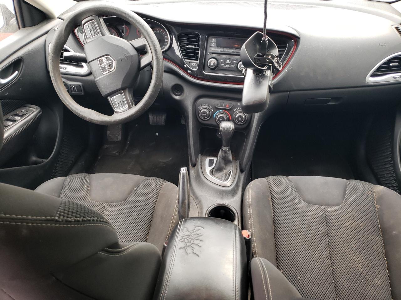 1C3CDFBB4GD550974 2016 Dodge Dart Sxt