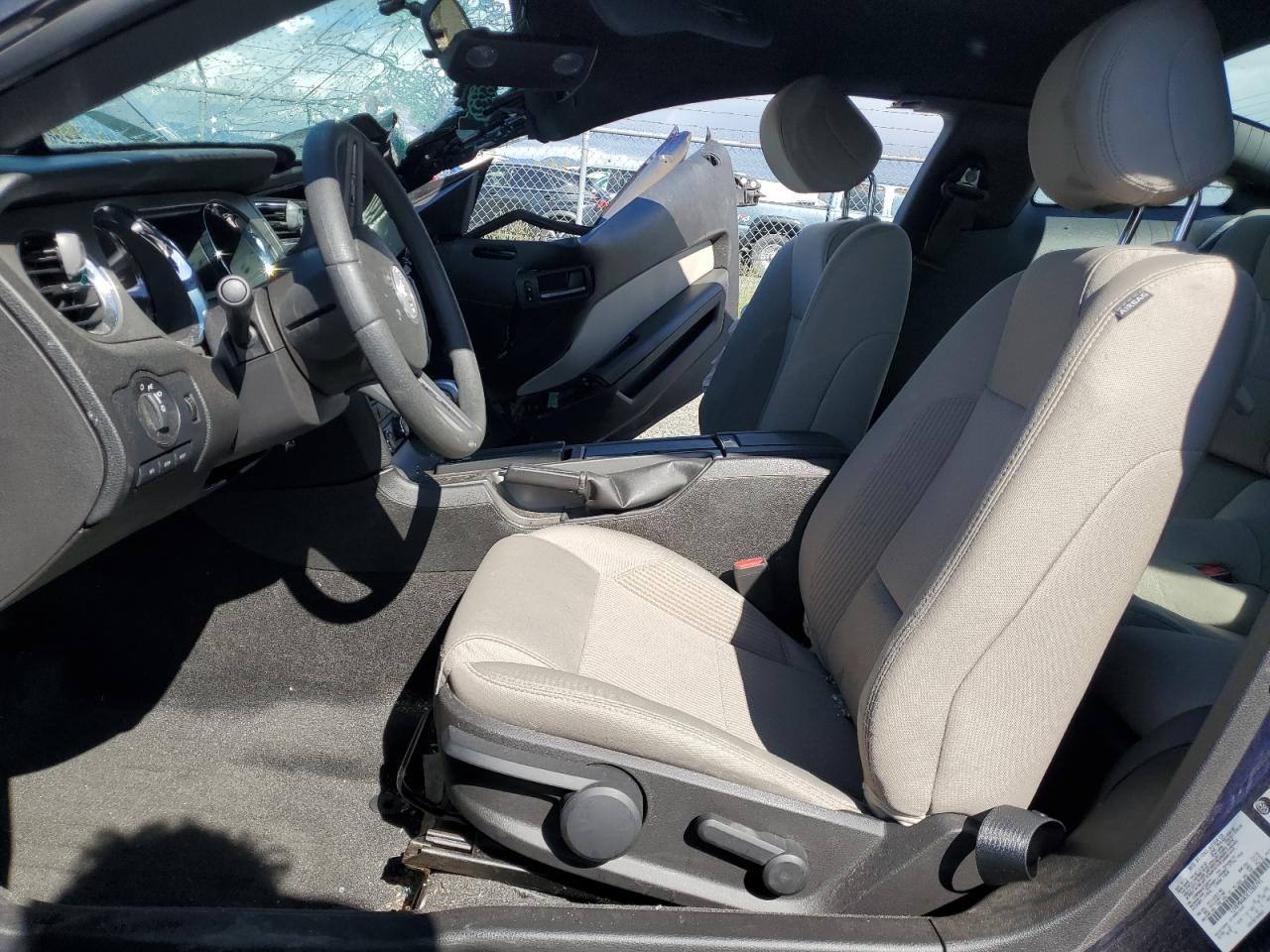 1ZVBP8AM3C5280795 2012 Ford Mustang