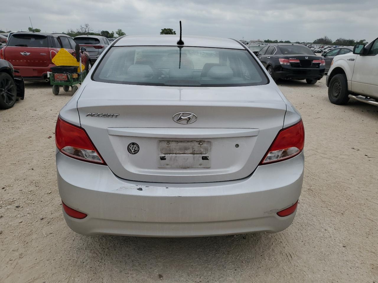 KMHCT4AE4HU350589 2017 Hyundai Accent Se