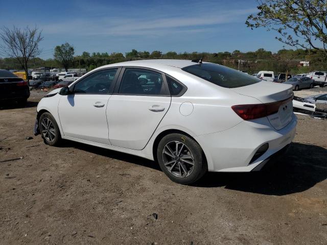 3KPF24AD3NE452889 Kia Forte FE 2