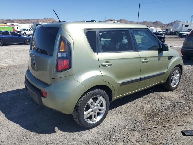 2011 Kia Soul + VIN: KNDJT2A20B7339570 Lot: 51076064