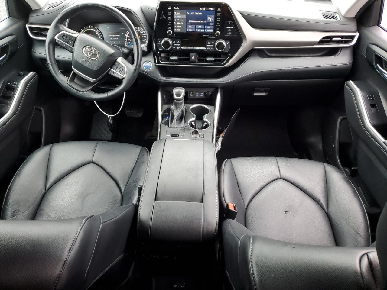 5TDGBRCH9NS560246 2022 Toyota Highlander Hybrid Xle