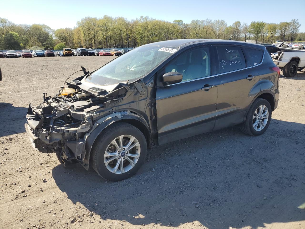 2019 Ford Escape Se vin: 1FMCU9GDXKUA11867