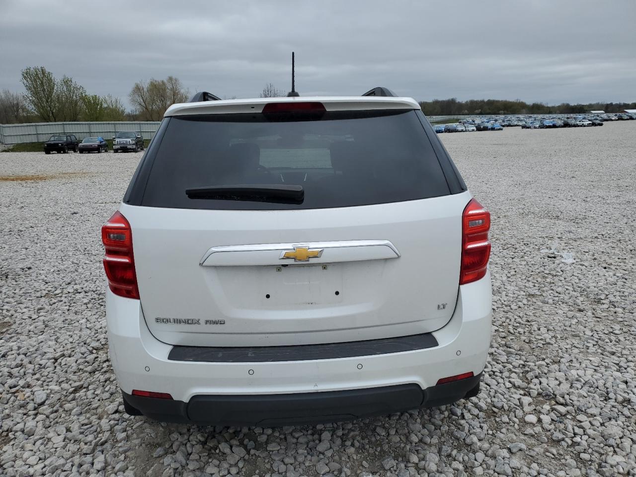 2GNFLFEK0H6268927 CHEVROLET EQUINOX 2017