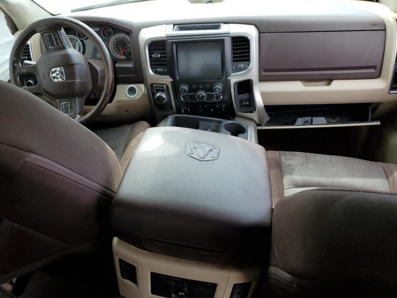 1C6RR6TT4ES205622 2014 Ram 1500 Slt