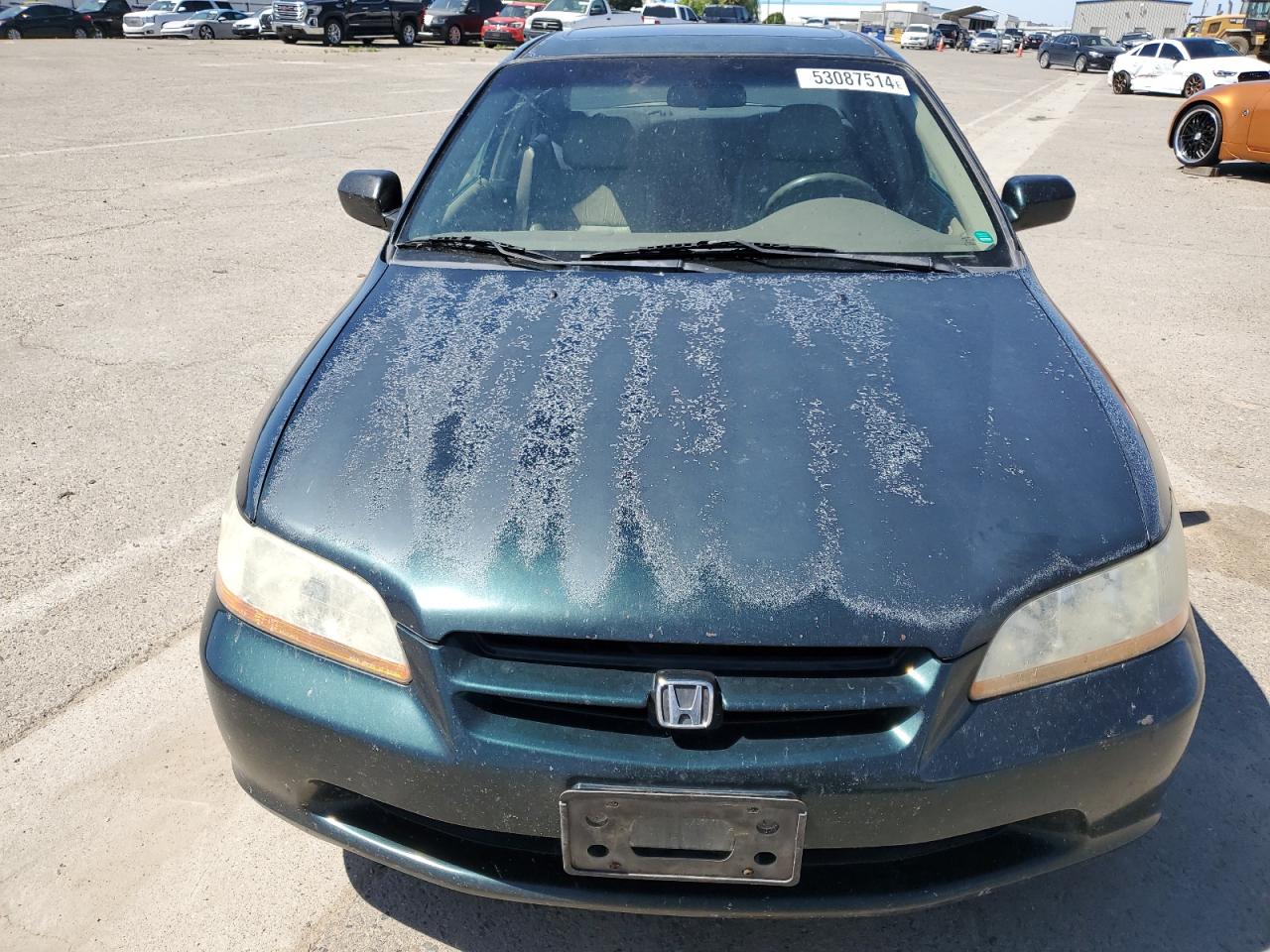 1HGCG6679WA102806 1998 Honda Accord Ex