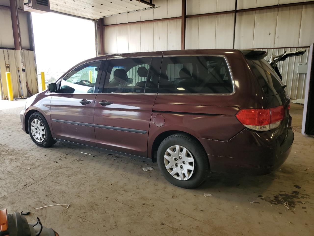 5FNRL38268B017811 2008 Honda Odyssey Lx