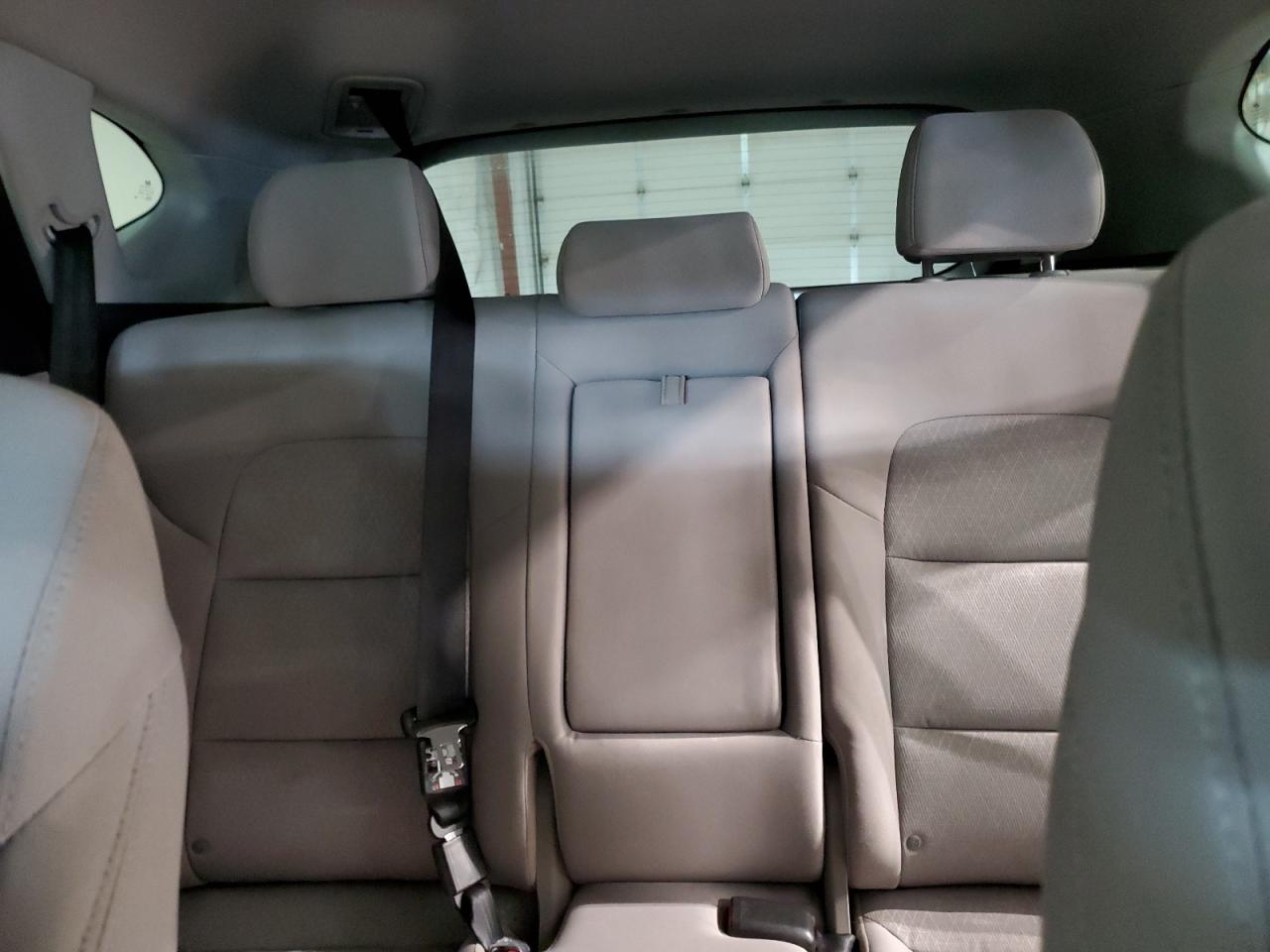 KM8J3CA2XGU111957 2016 Hyundai Tucson Limited