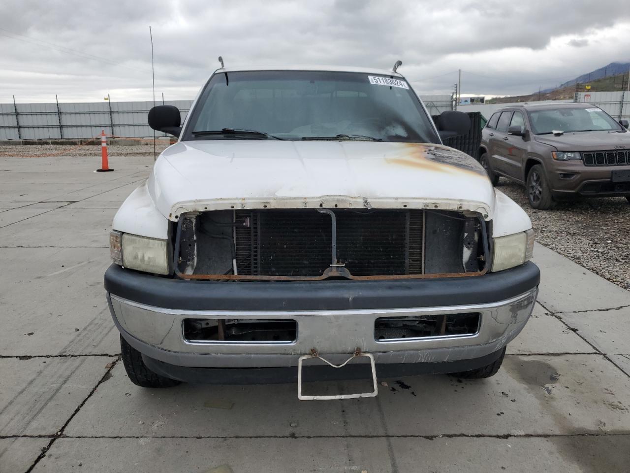 3B7HF13Y2YM210410 2000 Dodge Ram 1500