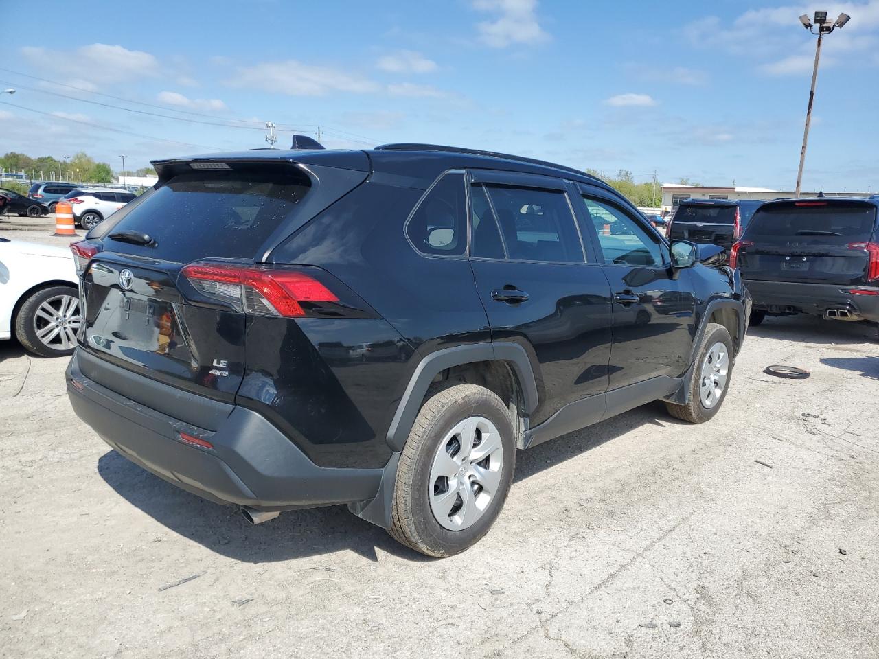 2T3F1RFV6KW066923 TOYOTA RAV4 2019
