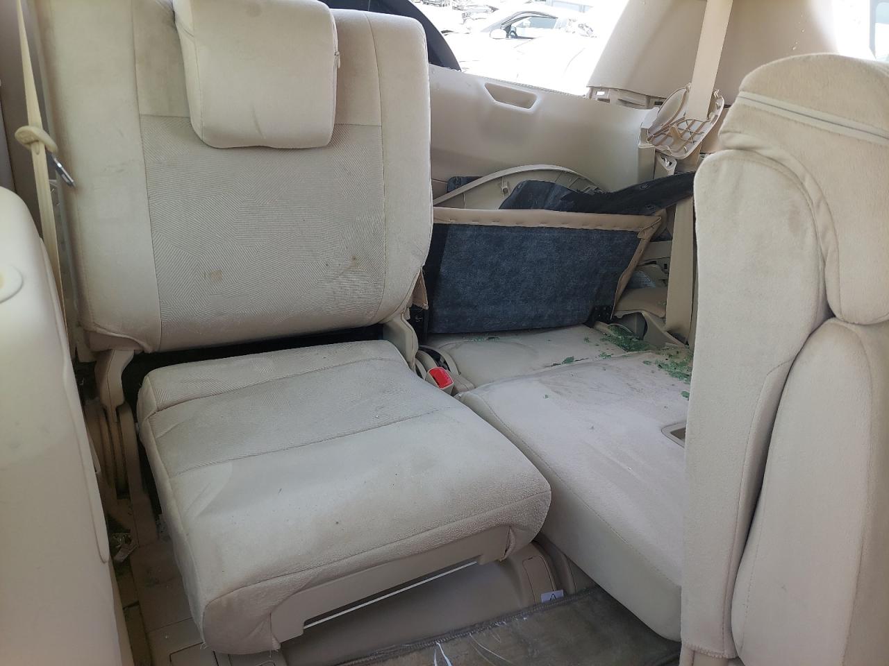 JTEBU3FJ4P5097260 Auction: COPART UAE Lot: 52362204 Location: DUBAI INDUSTRIAL CITY - DUBAI JTEBU3FJ4P5097260 TOYOTA PRADO 2023 WHITE Photo 18