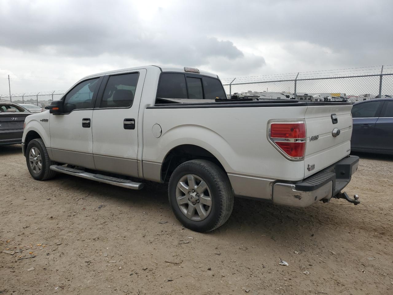 1FTFW1CF1DKF03318 2013 Ford F150 Supercrew