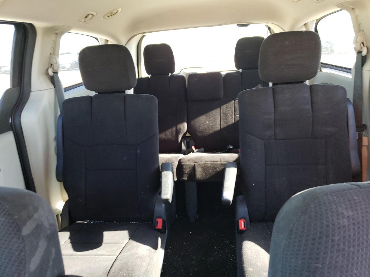 2D4RN3DG2BR674048 2011 Dodge Grand Caravan Mainstreet