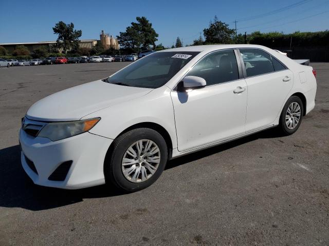 Lot #2508112400 2012 TOYOTA CAMRY BASE salvage car