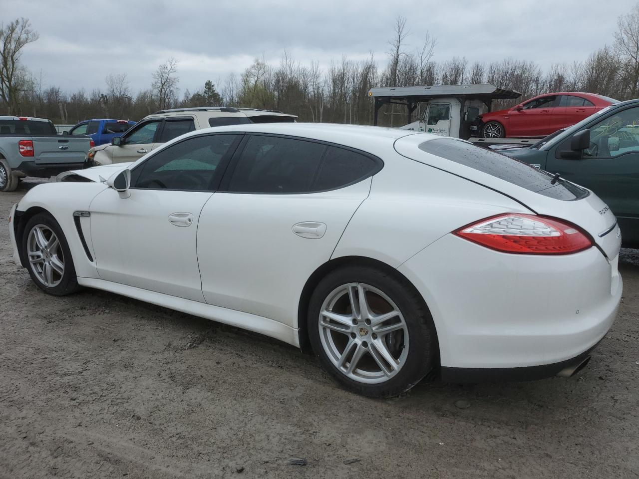 WP0AA2A71BL016668 2011 Porsche Panamera 2