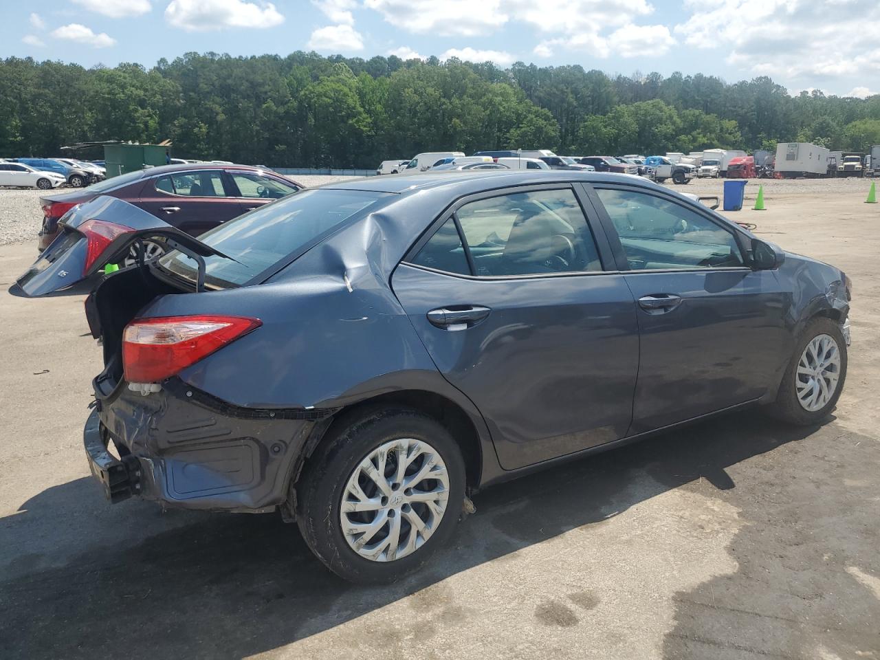 5YFBURHEXHP714401 2017 Toyota Corolla L