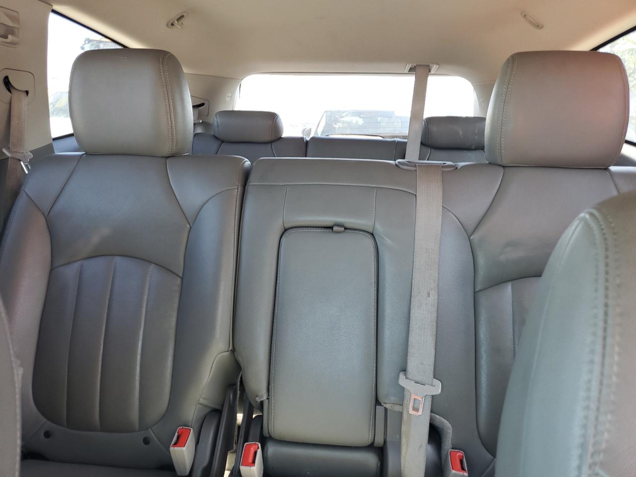 1GNKRFED3DJ142797 2013 Chevrolet Traverse Ls