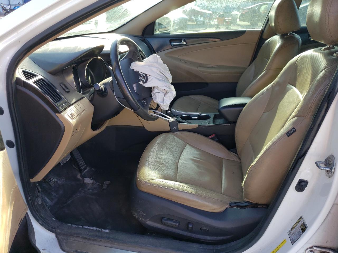 5NPEC4AC5DH640582 2013 Hyundai Sonata Se