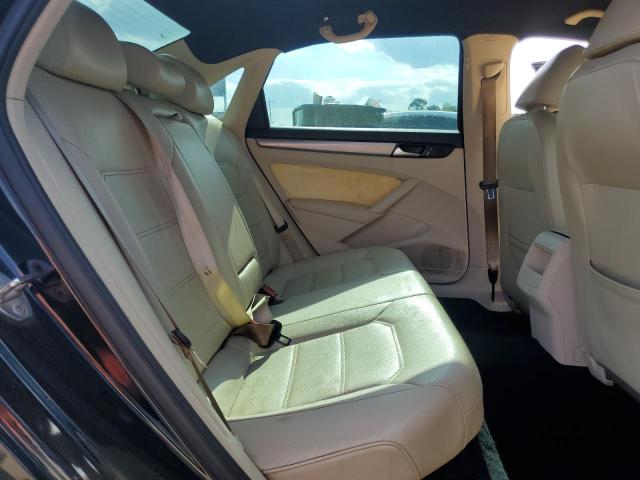2015 VOLKSWAGEN PASSAT S - 1VWAS7A37FC106658