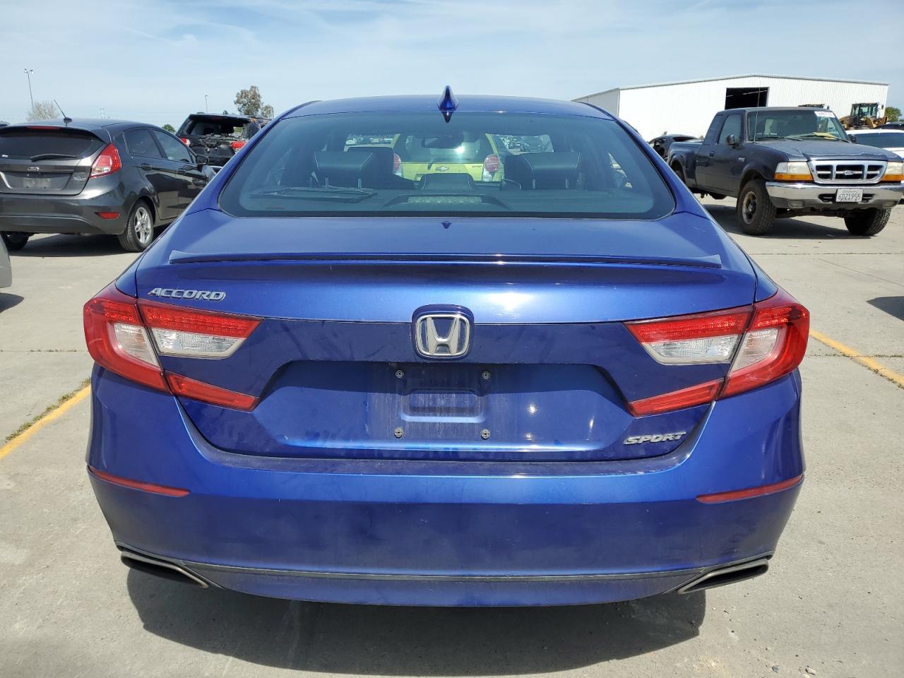 1HGCV1F37JA175137 2018 Honda Accord Sport