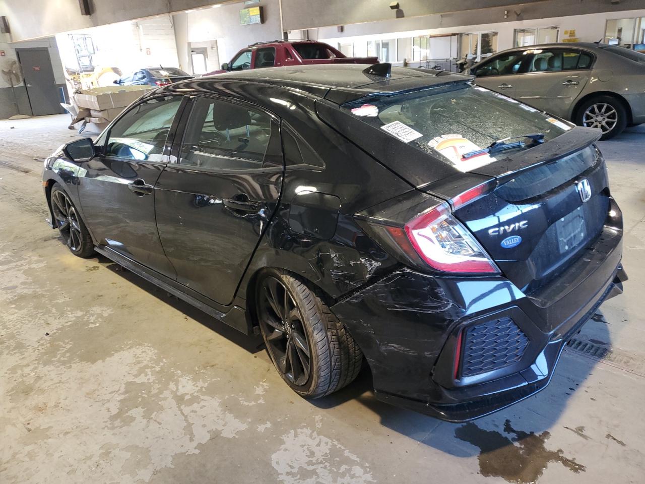 SHHFK7H4XJU223877 2018 Honda Civic Sport