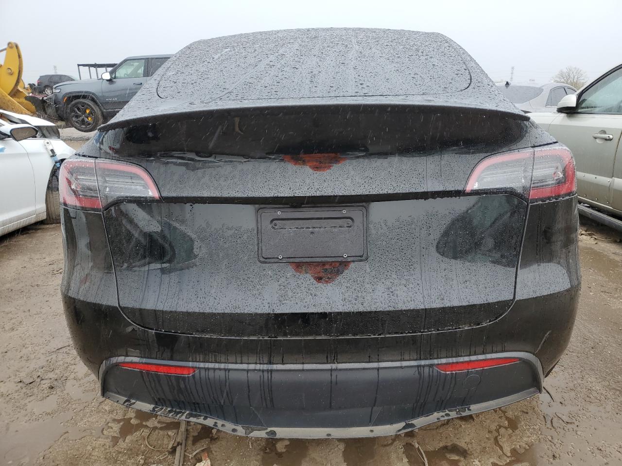 7SAYGDEF2PF843750 2023 Tesla Model Y