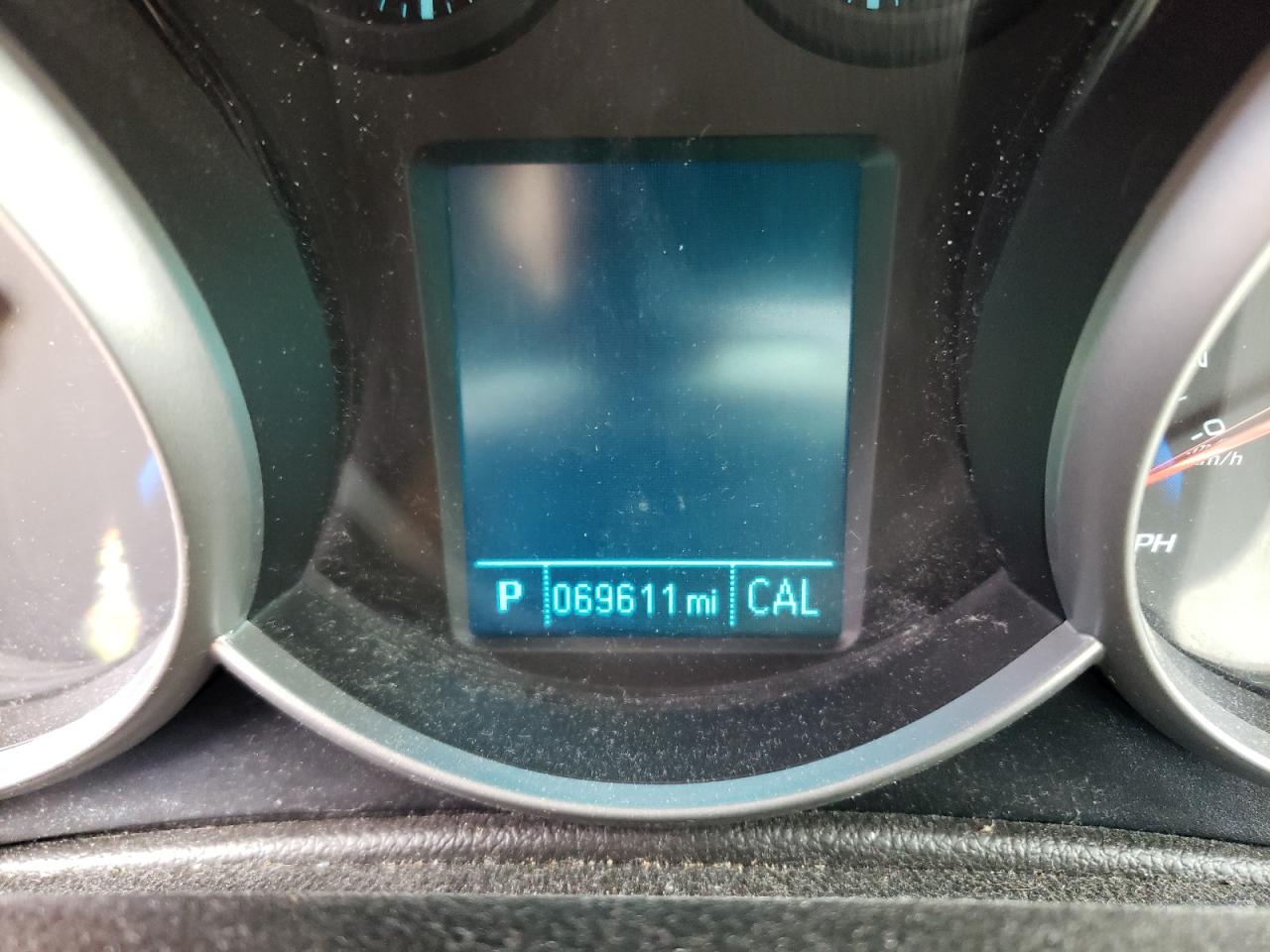 1G1PE5SB8G7181600 CHEVROLET CRUZE 2016