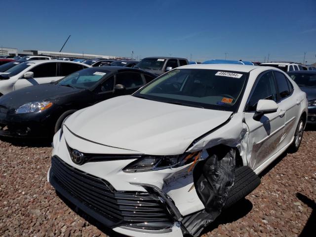 Lot #2473502976 2024 TOYOTA CAMRY LE salvage car