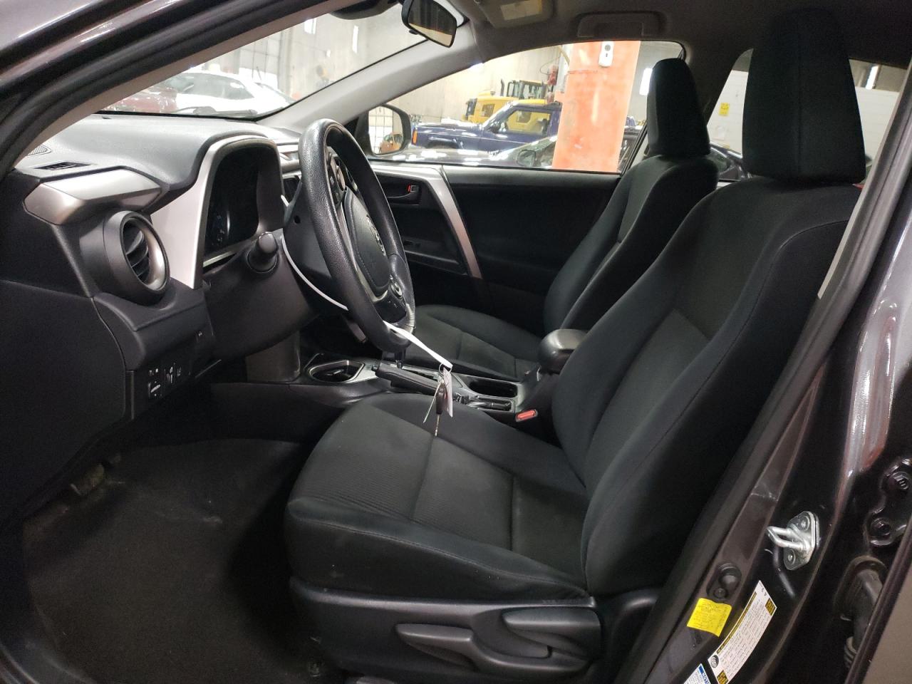 JTMBFREV9HJ145964 TOYOTA RAV4 2017