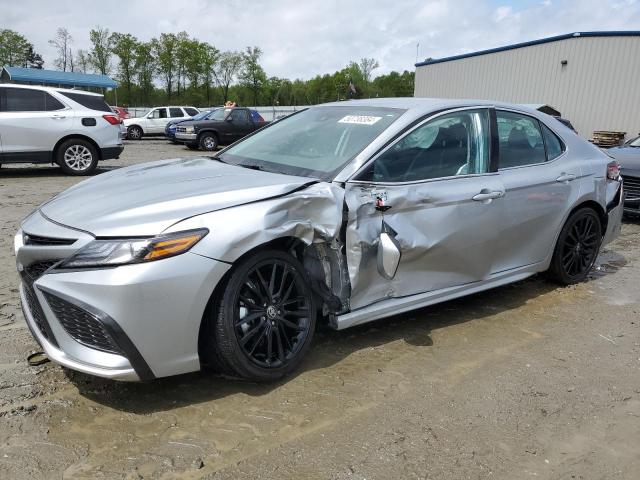 Lot #2492153612 2023 TOYOTA CAMRY XSE salvage car