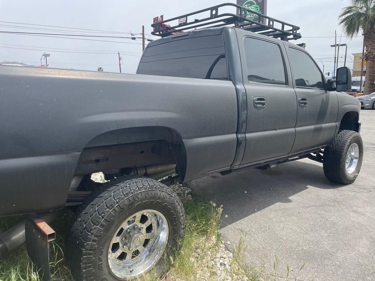 Lot #2478497934 2003 GMC SIERRA K25