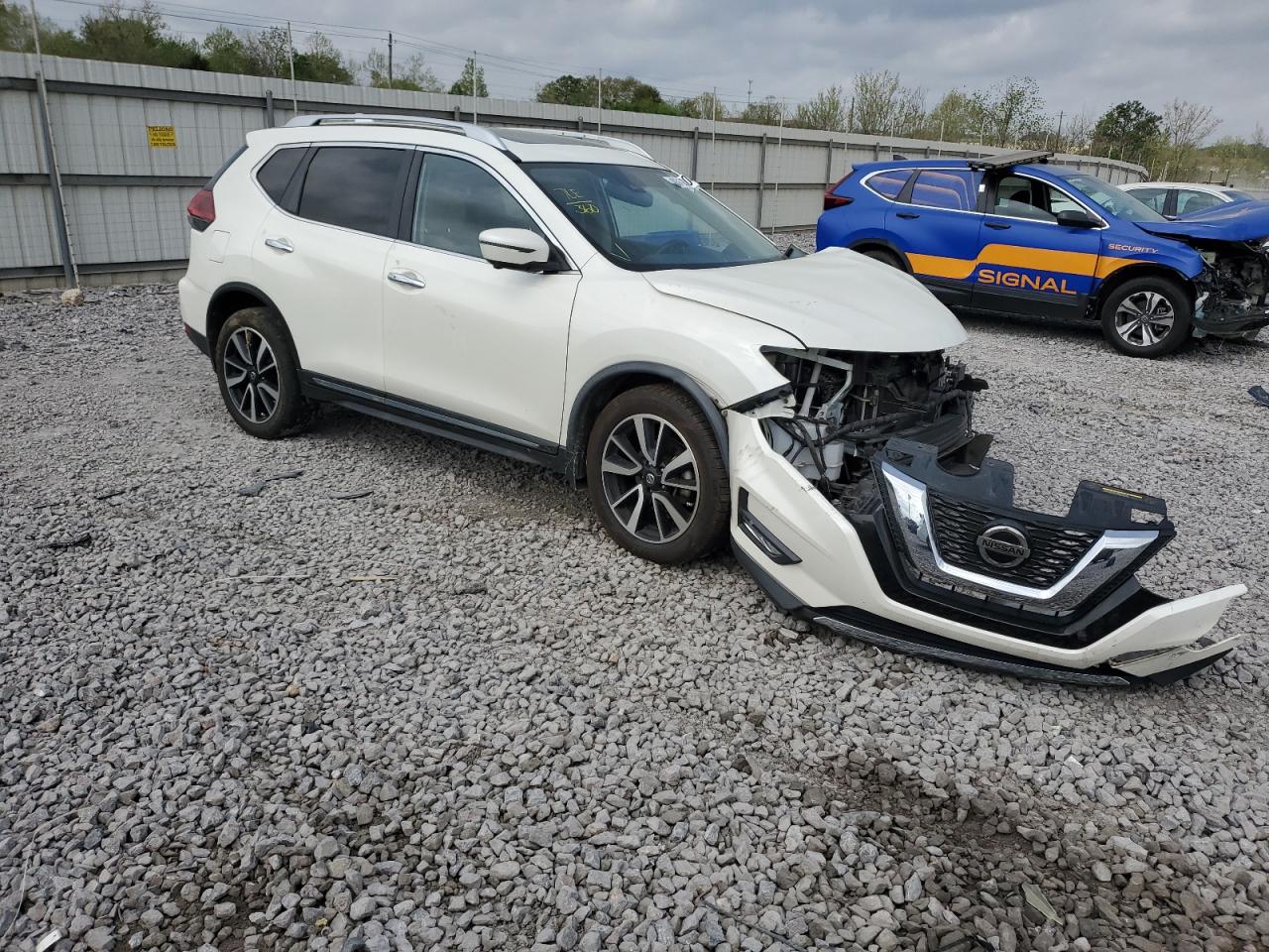 JN8AT2MT5JW468501 NISSAN ROGUE 2018