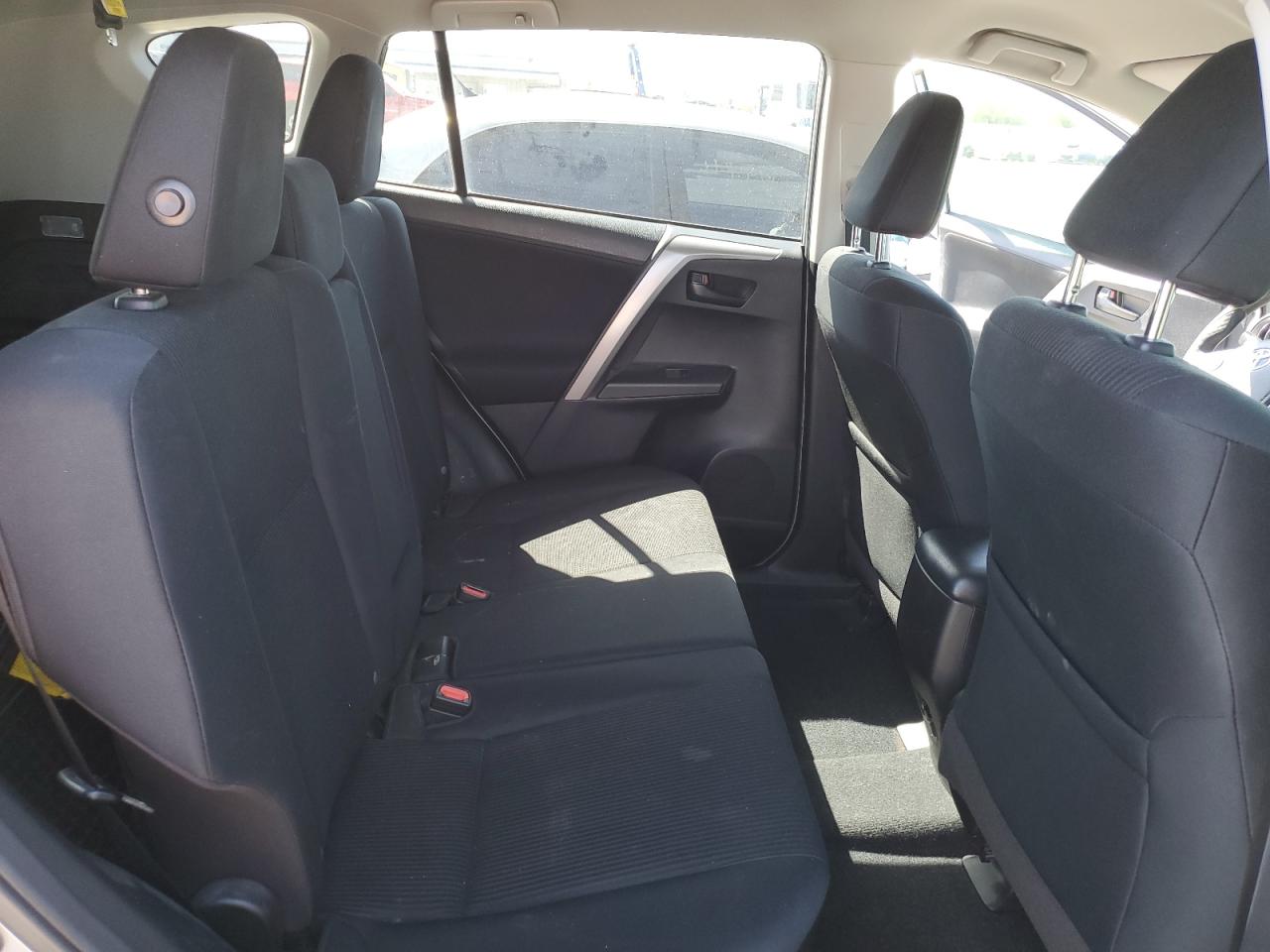 2T3ZFREV1HW375935 TOYOTA RAV4 2017