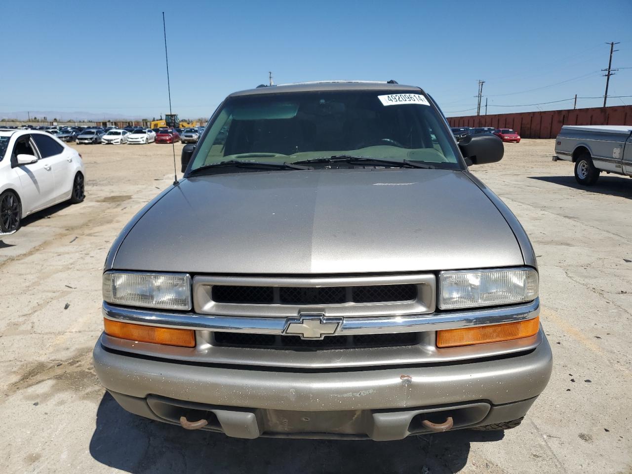 1GNCT18W2XK151995 1999 Chevrolet Blazer