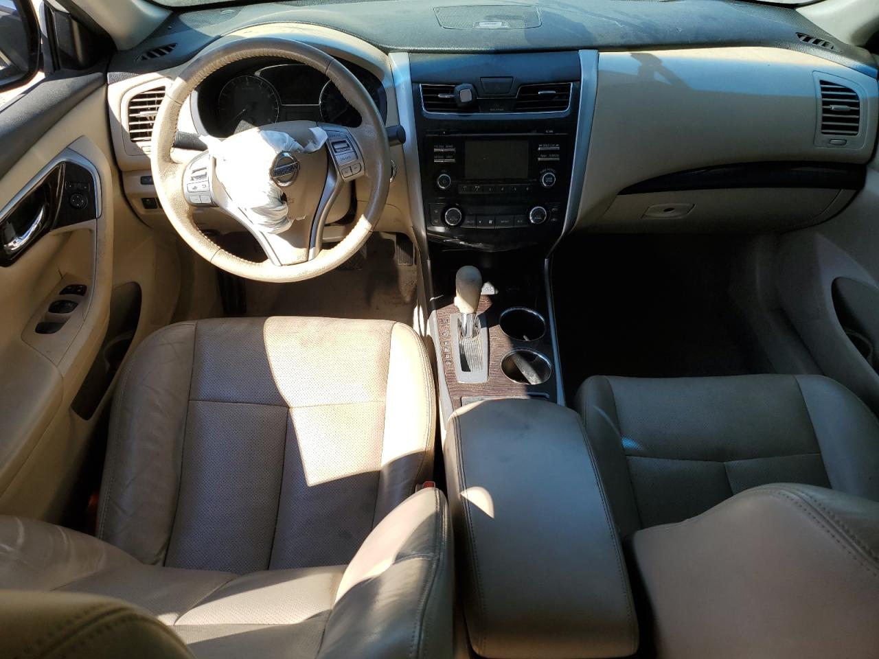 2014 Nissan Altima 2.5 vin: 1N4AL3AP0EC410527