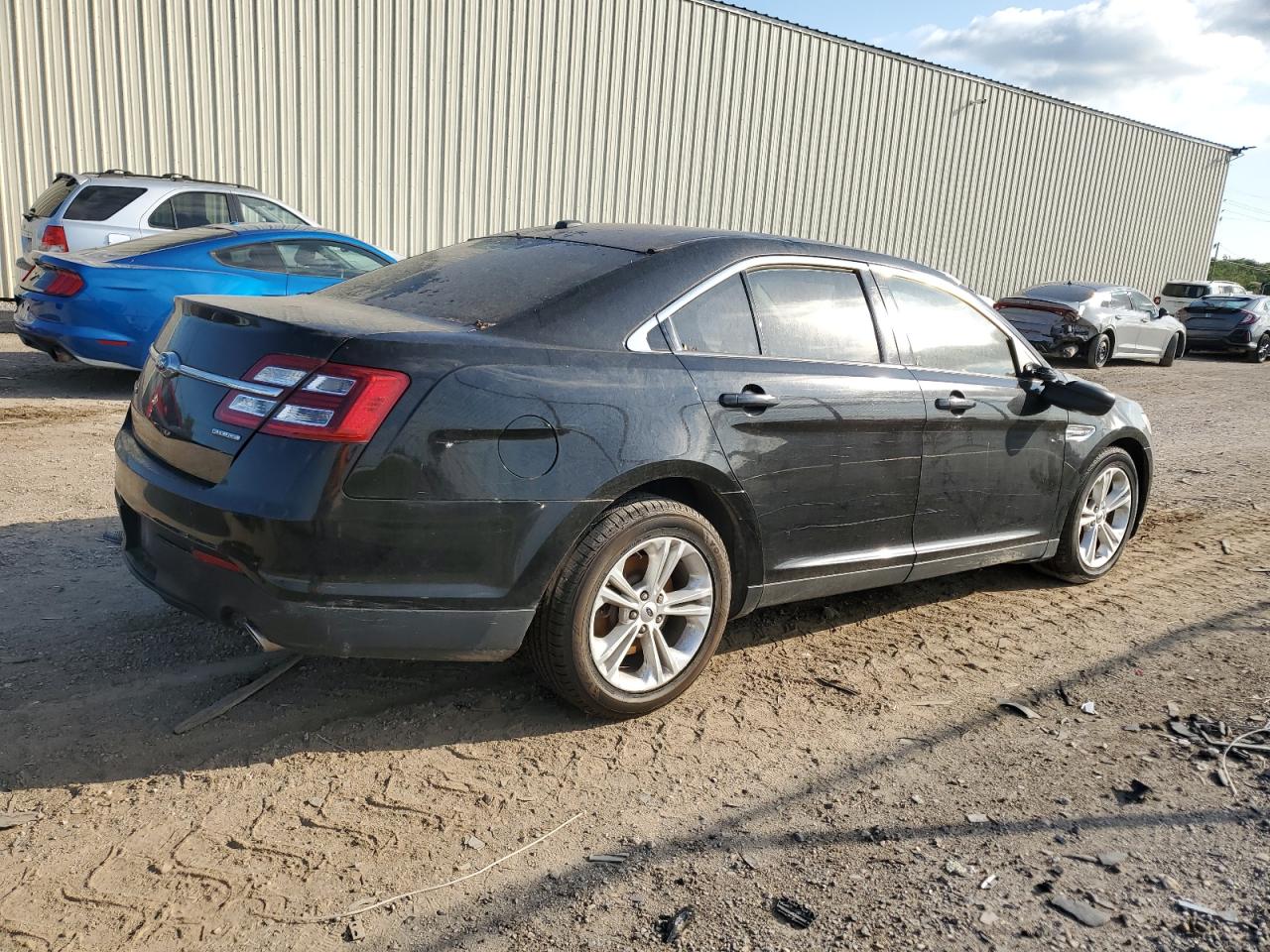 1FAHP2D88GG149158 2016 Ford Taurus Se