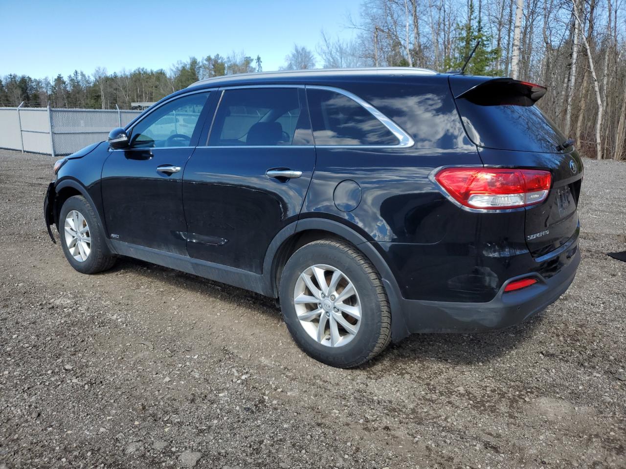 5XYPGDA38HG236749 2017 Kia Sorento Lx