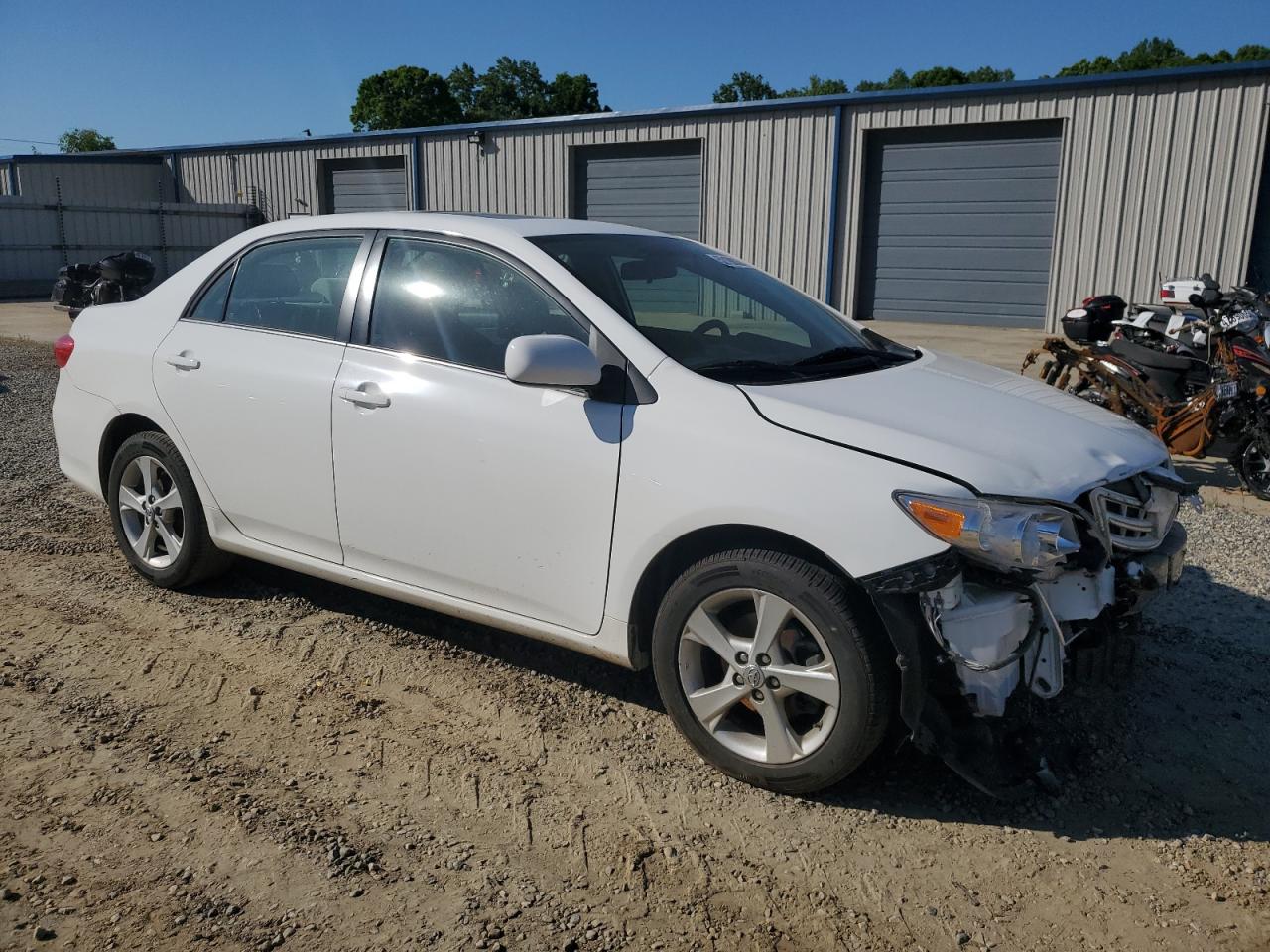 2T1BU4EE7DC069823 2013 Toyota Corolla Base