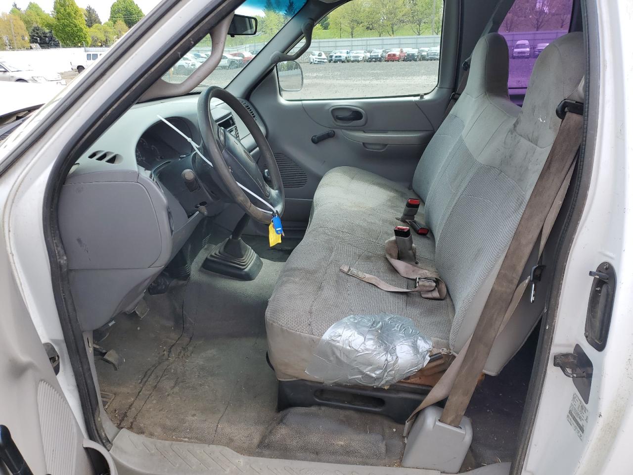 2FTZX1726YCA22167 2000 Ford F150