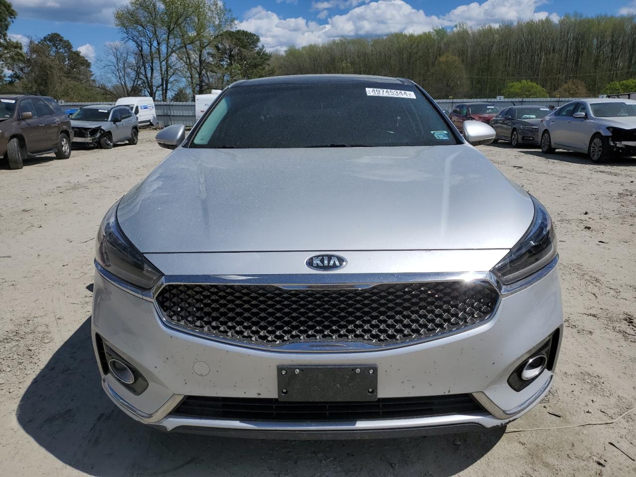 KNALC4J14H5062628 2017 Kia Cadenza Premium