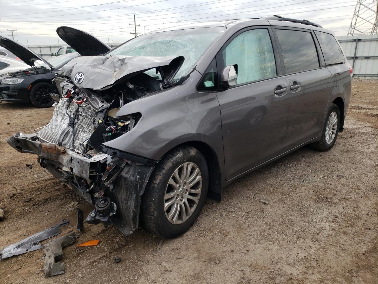 5TDYK3DCXES430254 2014 Toyota Sienna Xle