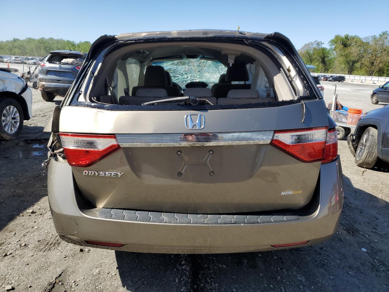 5FNRL5H24BB102181 2011 Honda Odyssey Lx