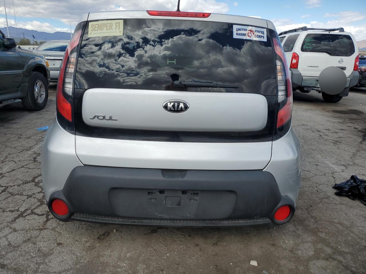 KNDJP3A53F7784332 2015 Kia Soul +