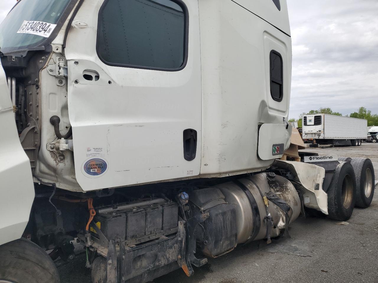 Lot #2921618712 2022 FREIGHTLINER CASCADIA 1