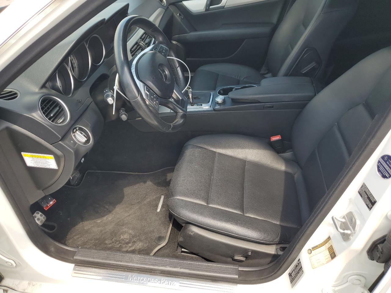 WDDGF4HB9DR296377 2013 Mercedes-Benz C 250