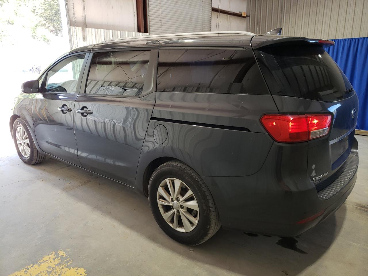 KNDMB5C11G6127697 2016 Kia Sedona Lx