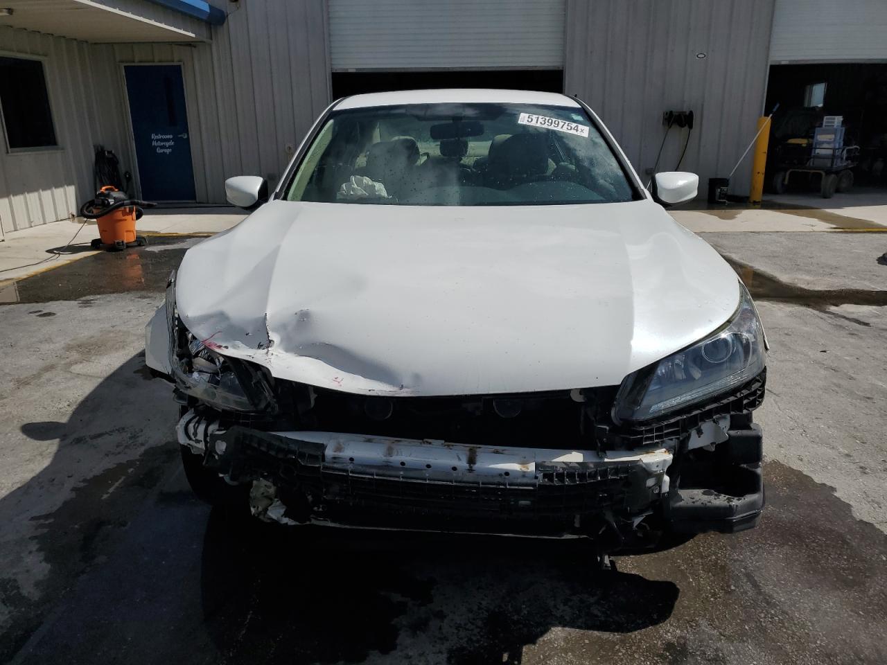 2015 Honda Accord Lx vin: 1HGCR2F33FA240860