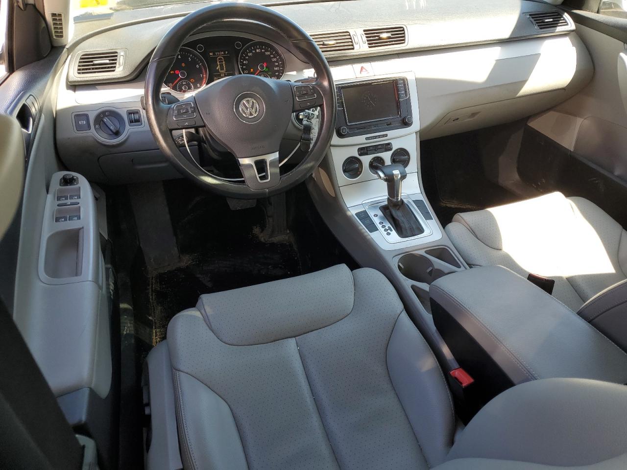 WVWXL7AN9AE055852 2010 Volkswagen Passat Komfort